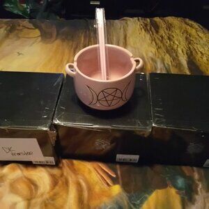 pink ramen bowls from Dolls Kill